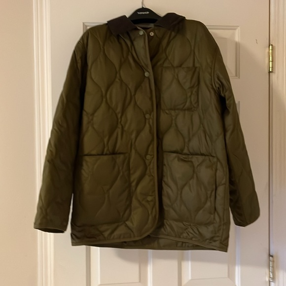 Everlane Olive Green Quilted Puffer Jacket - Picture 4 of 6